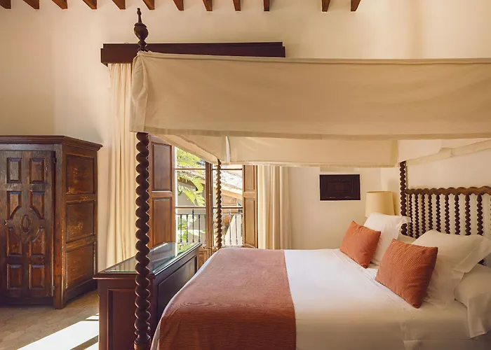 Deia Hotels